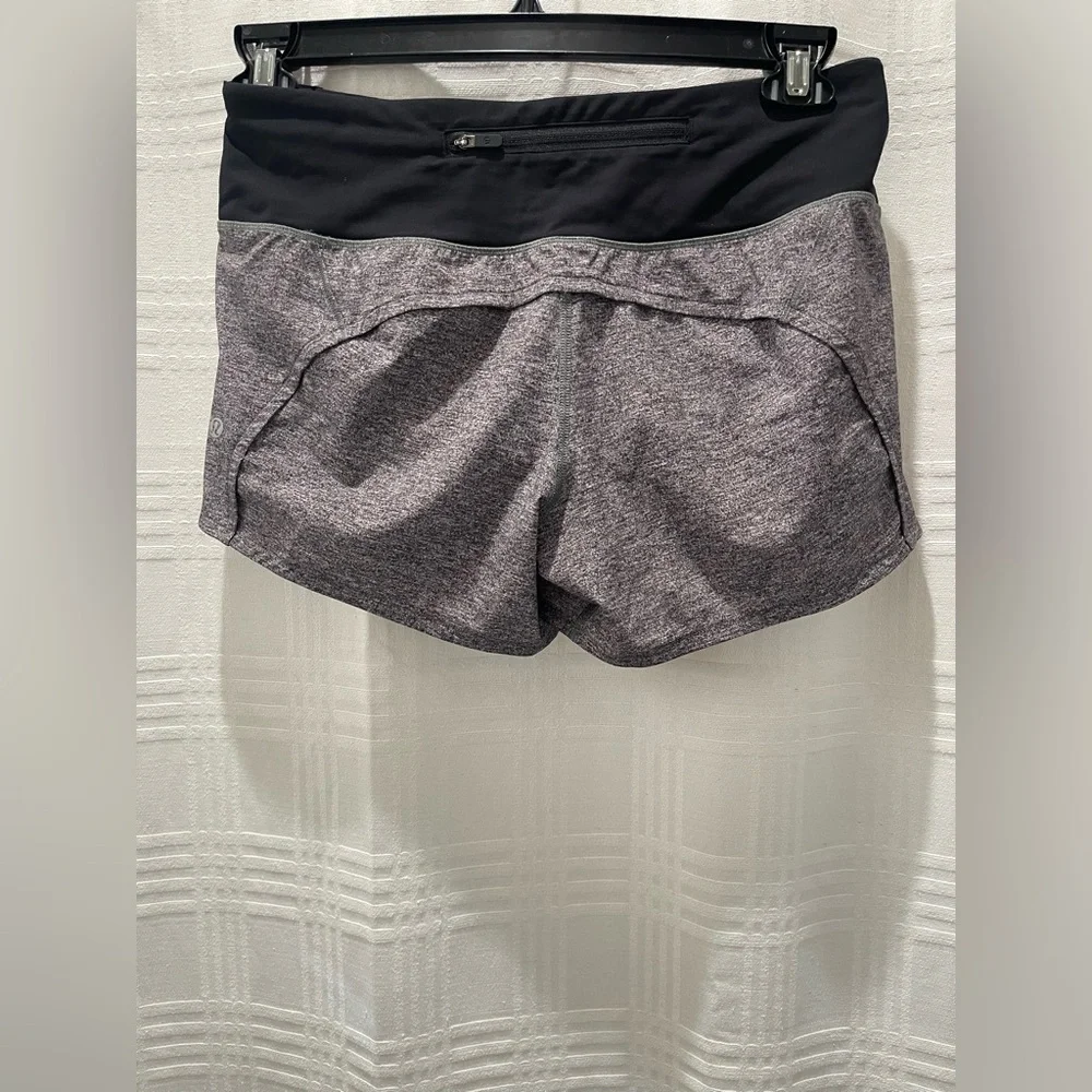 Lululemon shorts black and gray size 6